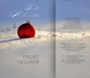 moderne Weihnachts-E-Card mit roter Kugel im Schnee und Spruch, ohne Werbung (0141)
